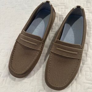 Rothy’s The Driver Loafer in Latte